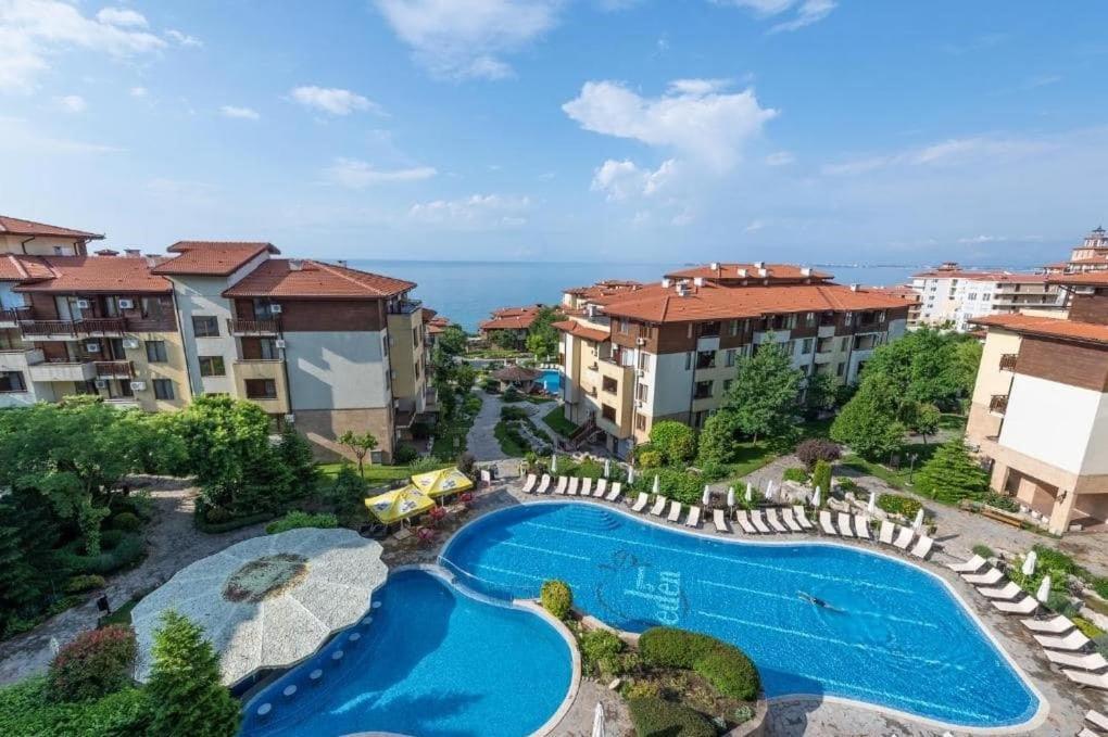 Psb Apartments In Gardens Of Eden Sveti Vlas Exterior foto